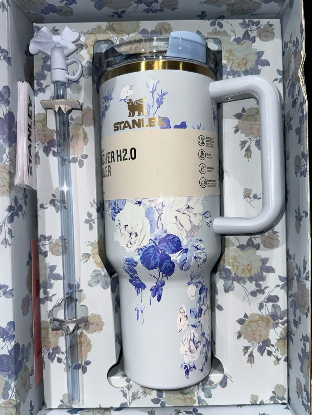 Stanley x LoveShackFancy 40oz Quencher H2.0 Blue Floral Swirl NIB w/ Box Straw
